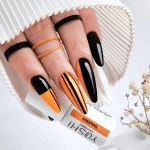 esmalte naranja neón Yoshi Tanjerin 917 esmalte naranja colección Tokyo Yoshi manicura naranja brillante Yoshi