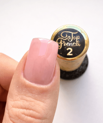 top coat con color rosa lechoso yoshi top french n2